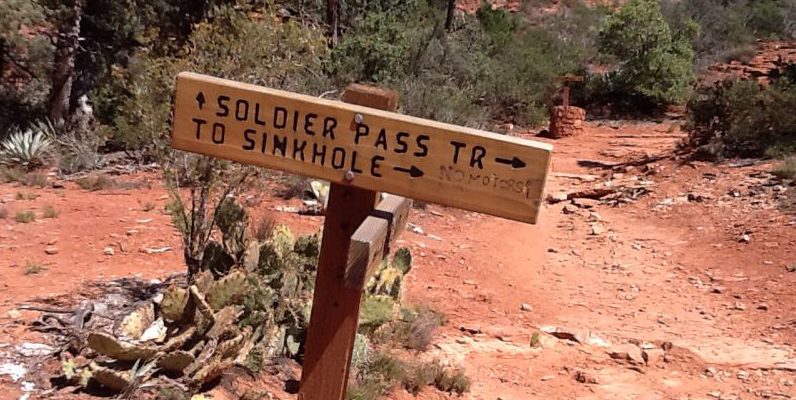 sinkhole-sign-weekend in sedona