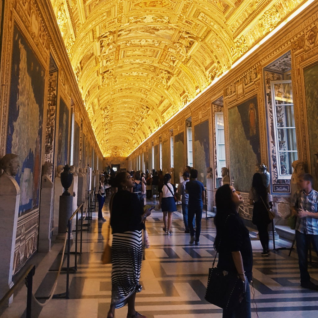 vatican hallway two days in rome